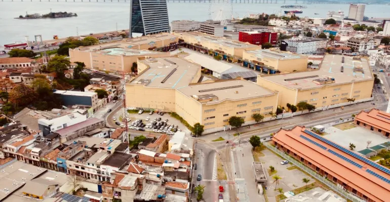 Cidade do Samba e o Carnaval do Porto: onde o Rio constrói sua maior festa