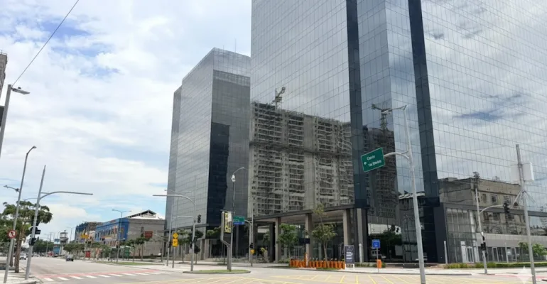 Porto Atlântico: o complexo empresarial e comercial no coração do Santo Cristo